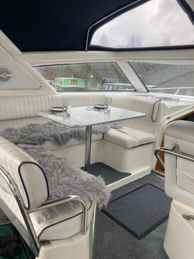 Luxury Boat Chertsey Exterior foto